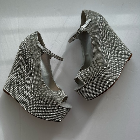 STEVE MADDEN/ macie rhinestone wedge heel - Picture 8 of 15